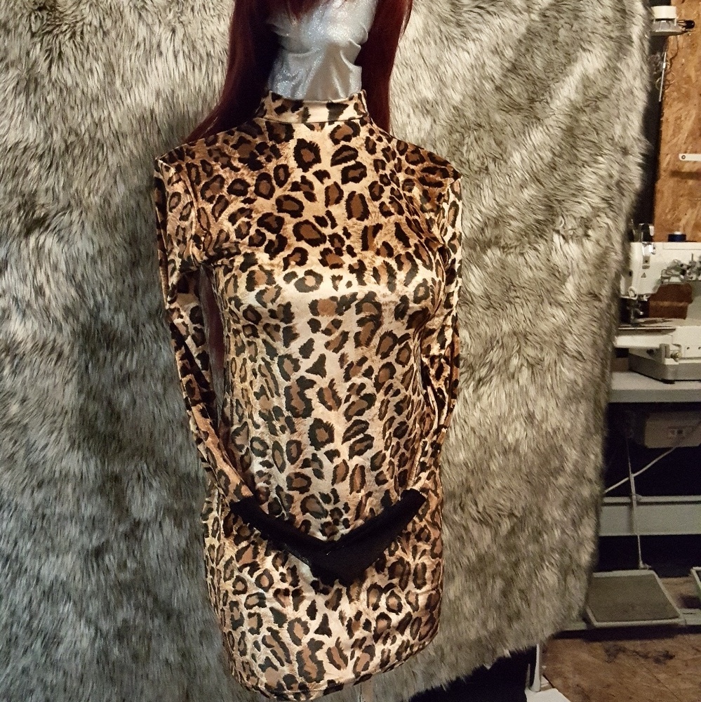 Velvet animal print bodycon dress